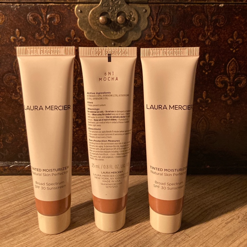 Laura Mercier Tinted Moisturizer-Mocha